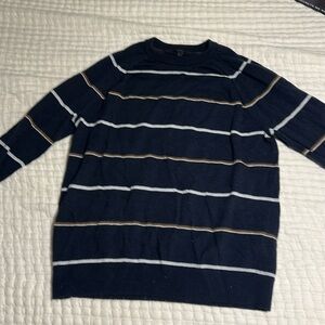 Banana Republic 100% wool sweater